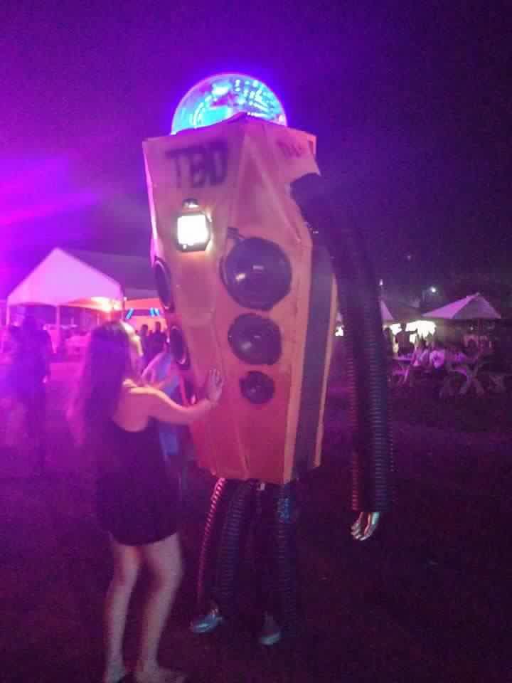 Someone built their own version of the TBD fest 2015 robot mascot and we ran into him there